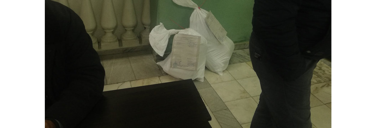 Це надовго: у Полтавській ТВК другу добу приймають бюлетені із діль... Це надовго: у Полтавській ТВК другу добу приймають бюлетені із дільниць, Володимир Паршевлюк