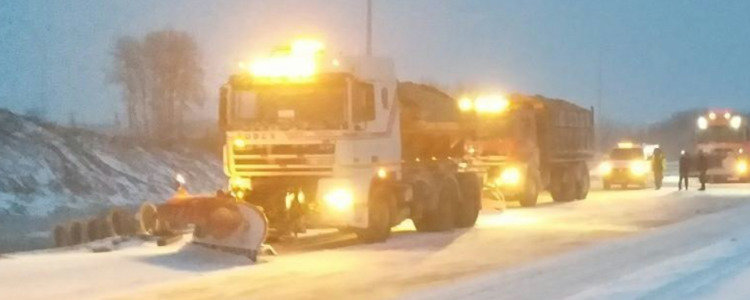 Полтавська служба автомобільних доріг бореться з наслідками негоди Полтавська служба автомобільних доріг бореться з наслідками негоди, Алла Широкова