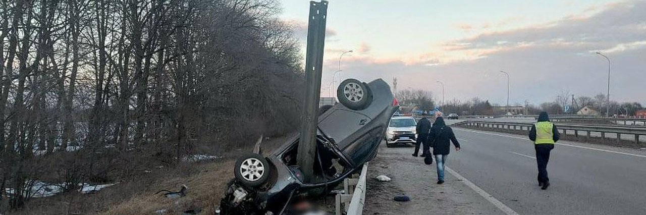 На Полтавщині 8-го березня під час ДТП на трасі Київ-Харків загинула 37-річна жінка