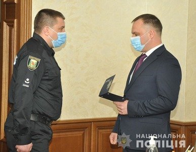 У Полтаві нагородили поліцейських за розкриття розбійного нападу на подружжя фермерів