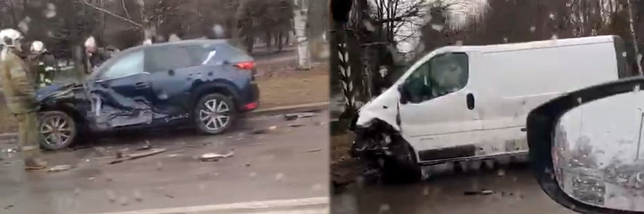   У Полтаві на Героїв Сталінграду мікроавтобус врізався в легковик Mazda