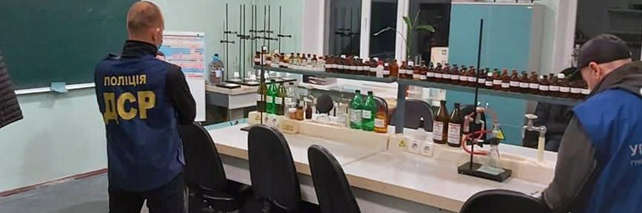 Правоохоронці затримали членів злочинної групи, які продавали у Полтаві наркотики у великих масштабах