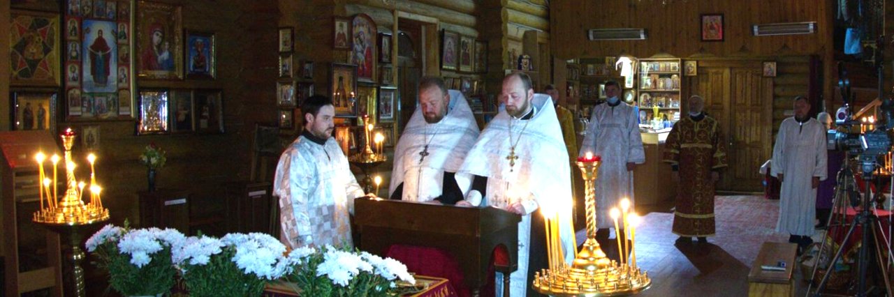 Стало відомо, з якими карантинними обмеженнями пройдуть богослужіння під час великодніх свят