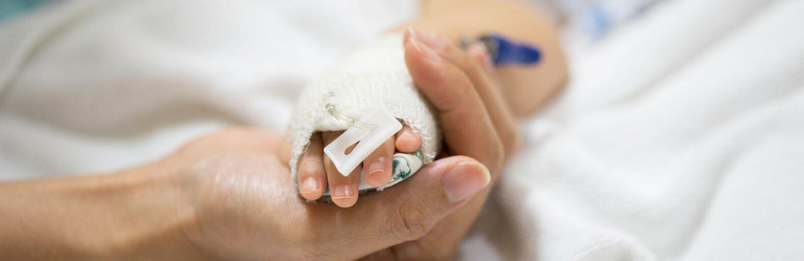 На Полтавщині потрапила до лікарні із опіками однорічна дитина