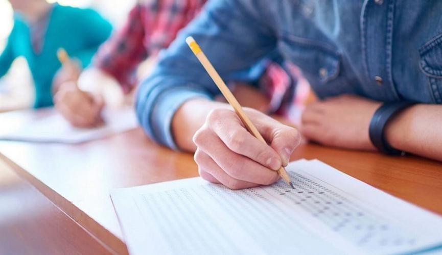 Четверо полтавських випускників склали ЗНО на 200 балів