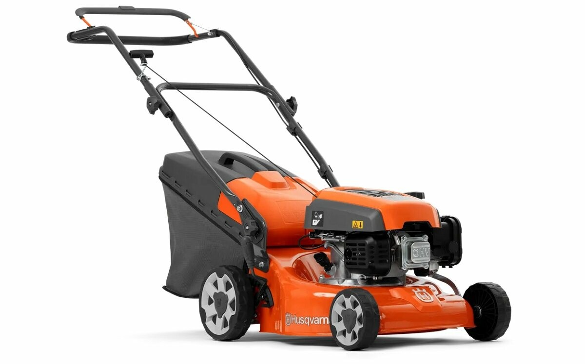 Бензинові газонокосарки