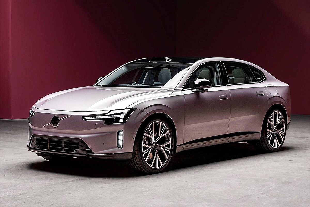 Досвід володіння Volvo ES90: перші враження власників