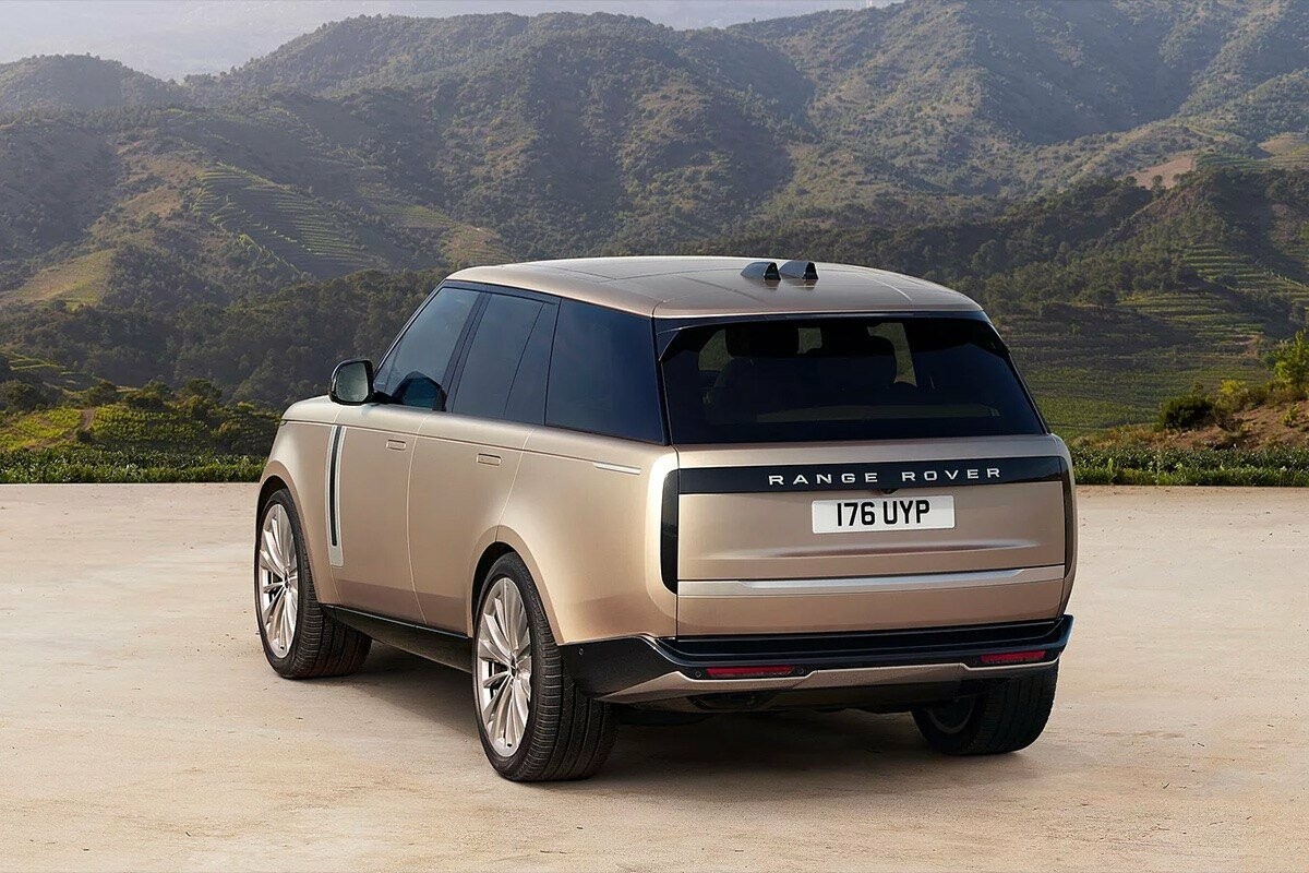 Інновації Land Rover Defender: технології, що змінюють уявлення про позашляховики
