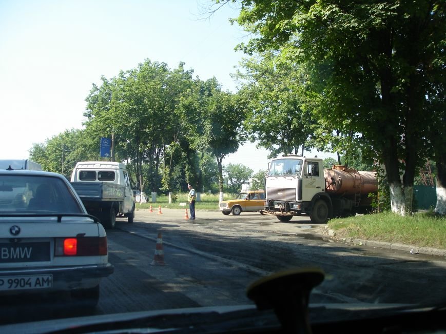 В Полтаві й досі перекрита ділянка траси Київ-Харків. Фото (фото) - фото 7