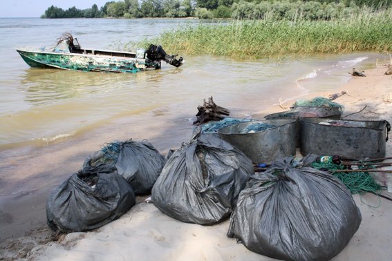 Більше 200 кілограмів риби вилучили правоохоронців у браконьєрів на Полтавщині. Фото (фото) - фото 1